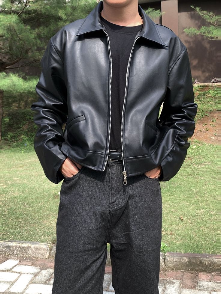 Men’s Black Leather Jacket – Modern Minimalist Streetwear