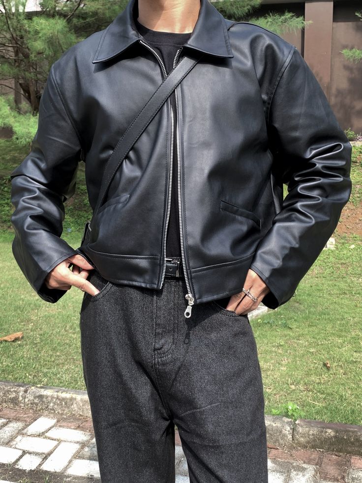 "Effortless Streetwear: The Ultimate Black Leather Jacket for Men"