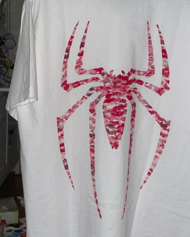 Spiderman Inspired Lips Sticks Kisses Printed Cotton Round Neck T-shirt