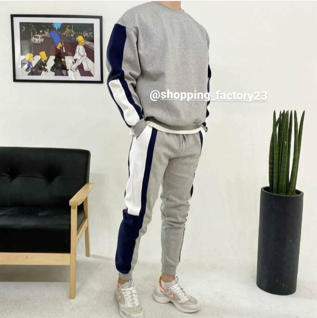 Casual Look Tracksuit For Mens