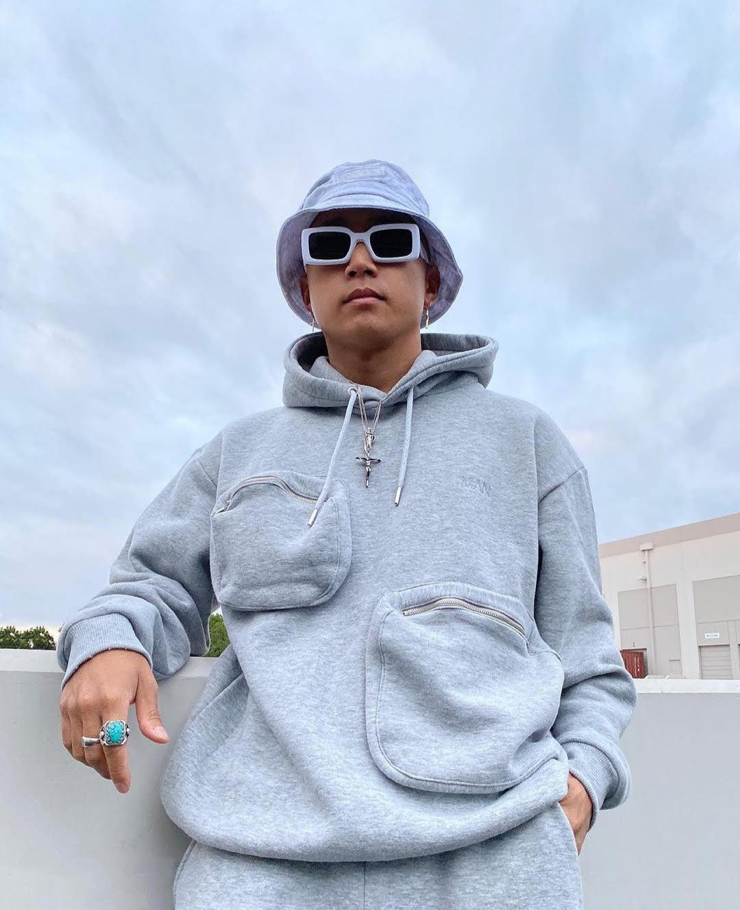Y2K Streetwear Hip Hop Fashion Oversized Round Zip Pocket Grey Tracksuit For Mens