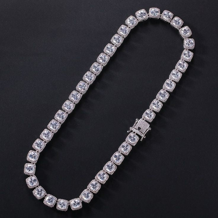 Oval Cut Big and Small Diamond Tennis Bracelet in 18KW (10.51ct VVS) by  Arnav For Sale at 1stDibs | big diamond tennis bracelet, big tennis bracelet,  vvs metal