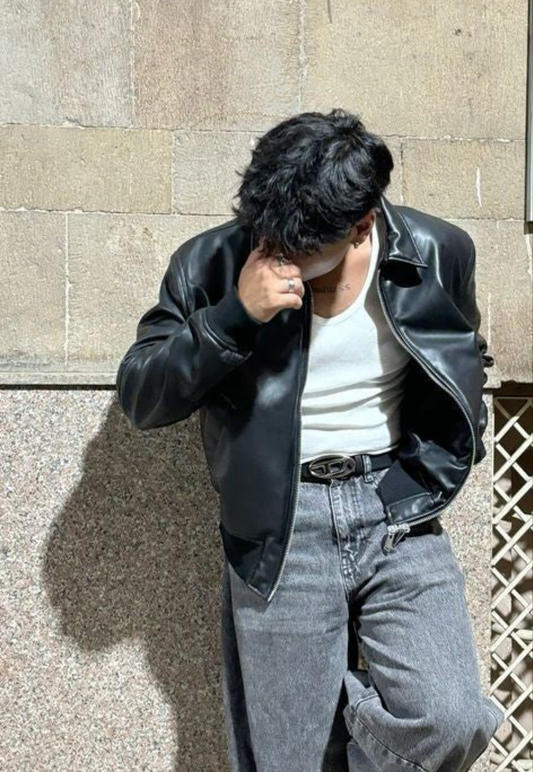 "Classic Mens Basic Black Vegan Leather Retro Style Collar Bomber Jacket For Mens."