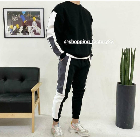 Casual Look Tracksuit For Mens